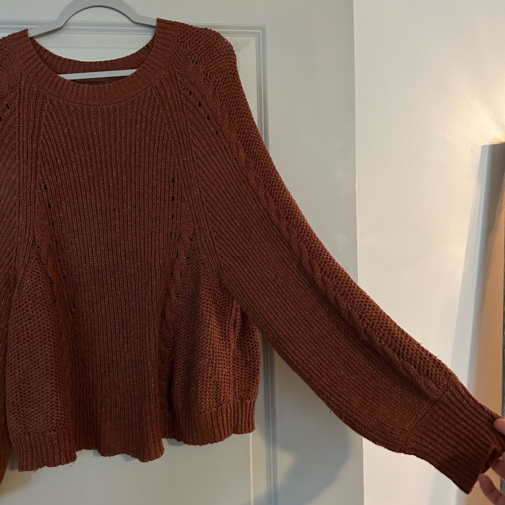 American Eagle Rust Sweater - Picture 3 of 5